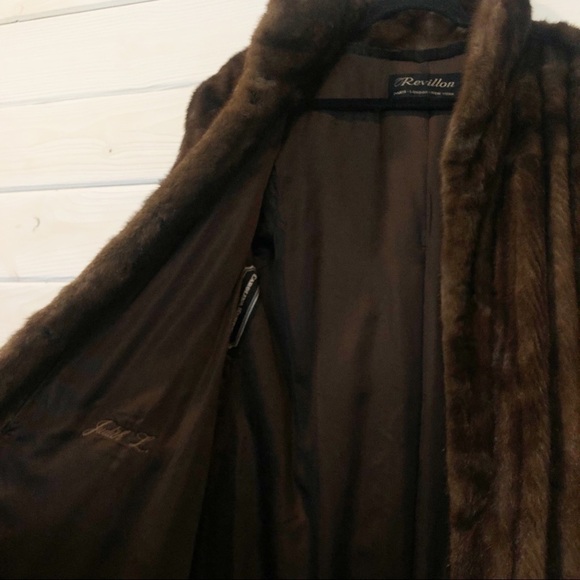 Revillon Fur Long Brown Mink Coat *heavy weight with pockets | Carolina Herrera - Picture 6 of 11